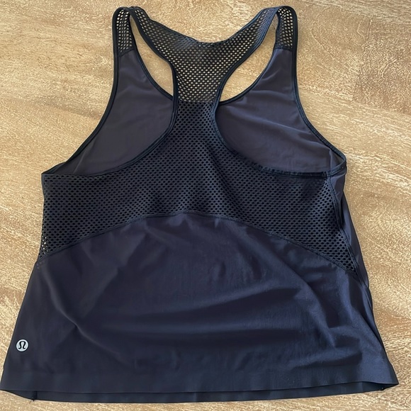 Lululemon Mesh Back Cropped Train Tank Top - Picture 1 of 6